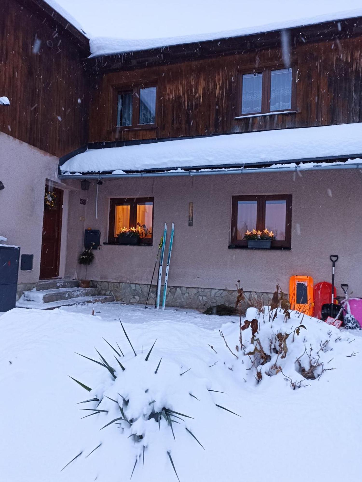 Apartmany Roudnice Jestrabi V Krkonosich Екстериор снимка
